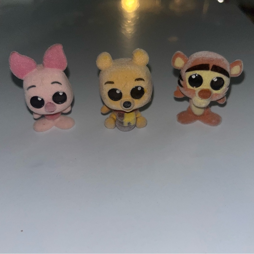 Disney Doorables: Winnie the Pooh (flocked)